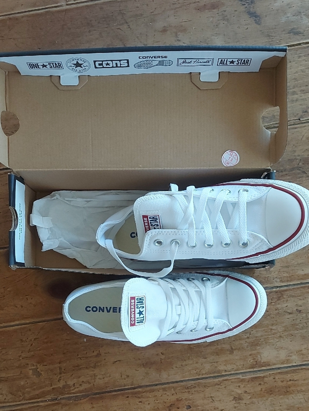 Converse Women White Low Top Sneakers with Red & Blue Stripe - Picture 4 of 7
